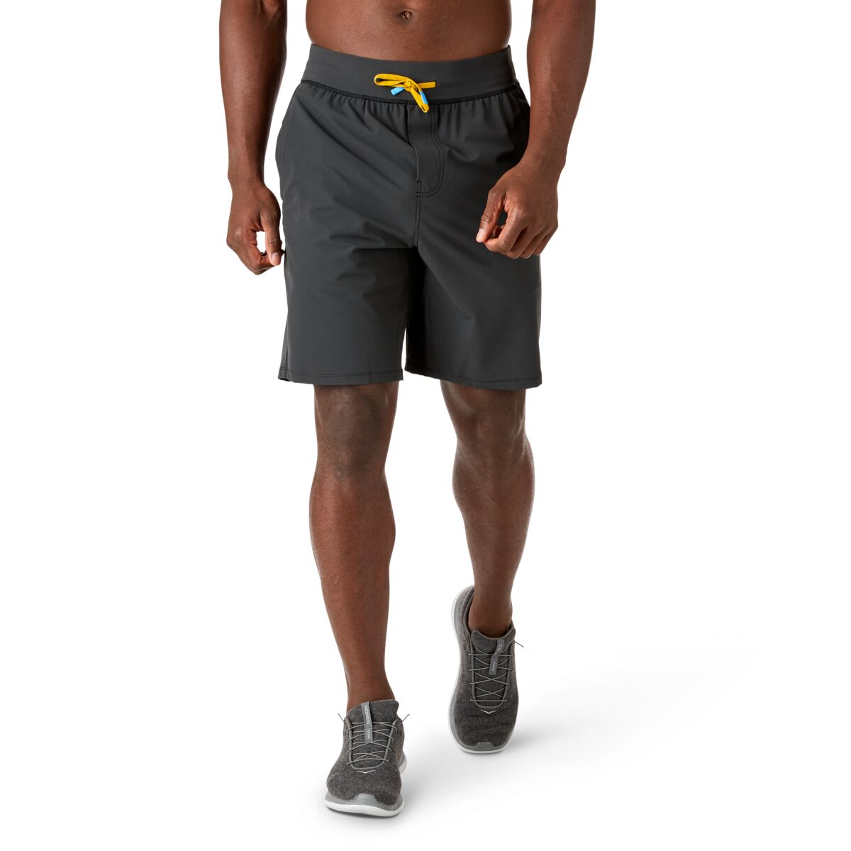 s21_m_veza_adventure_shorts_black_front.jpg
